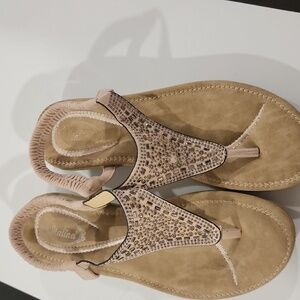 Italina sandals size 8